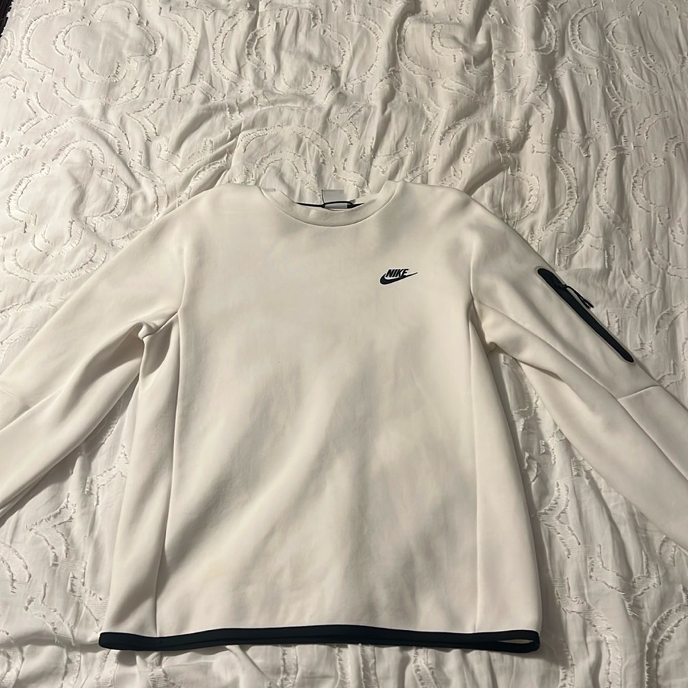 Nike men’s small long sleeve shirt